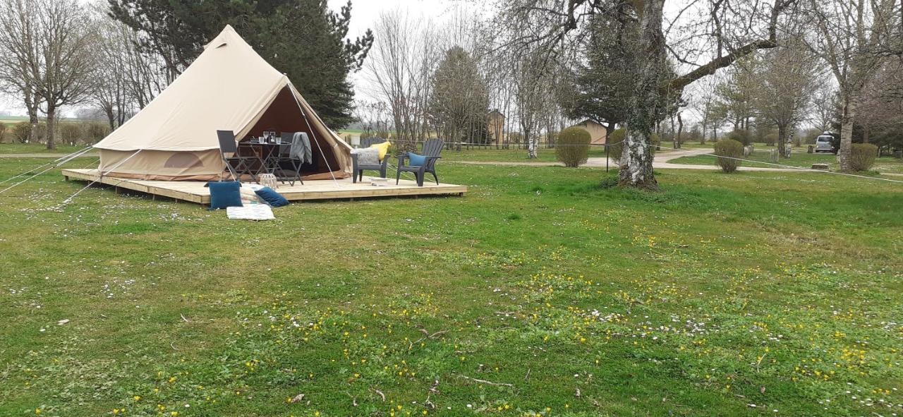 Tente Bell Au Camping Hautoreille Bannes  المظهر الخارجي الصورة